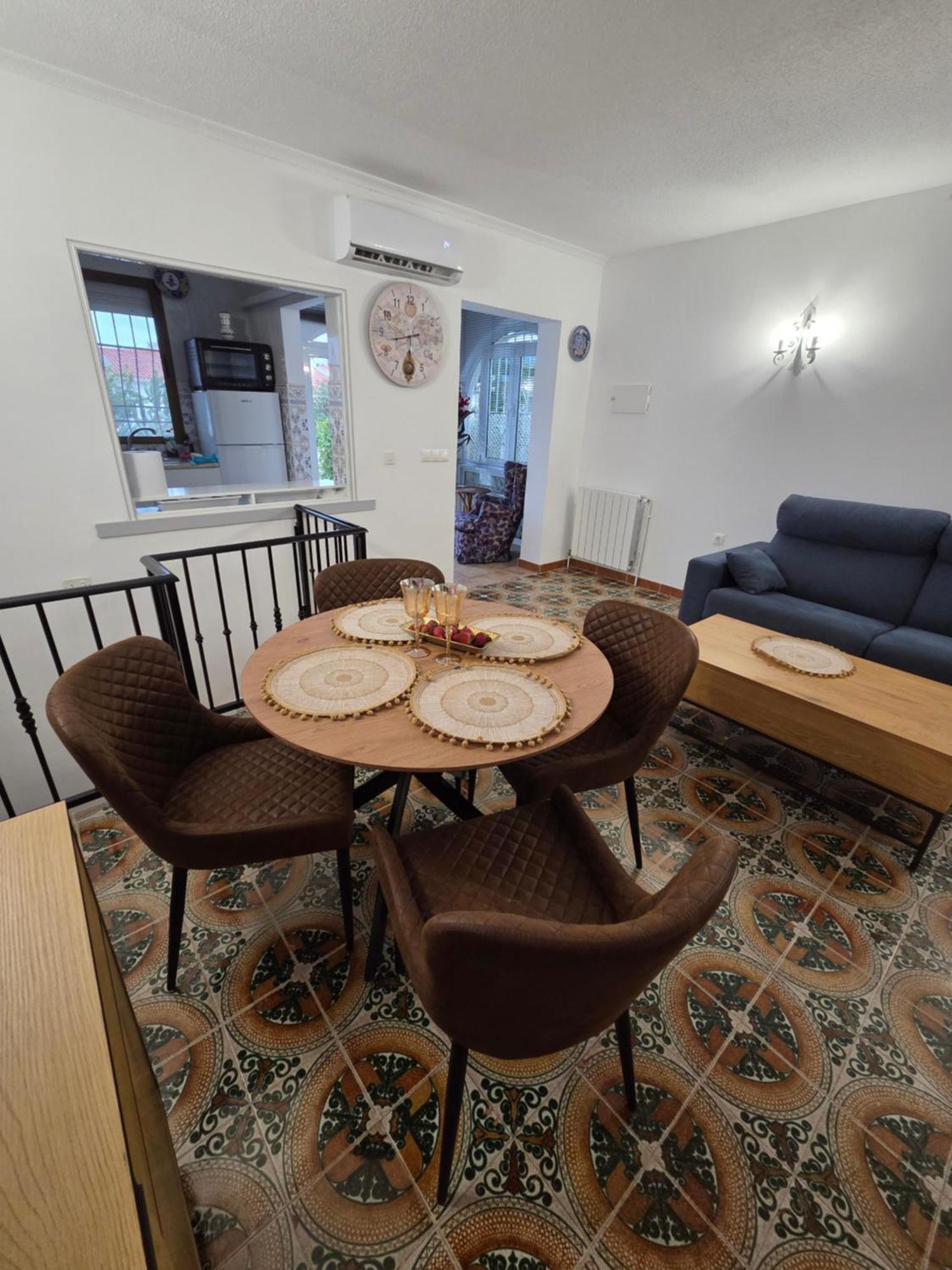 Holiday Apartments Torrevieja Eksteriør bilde